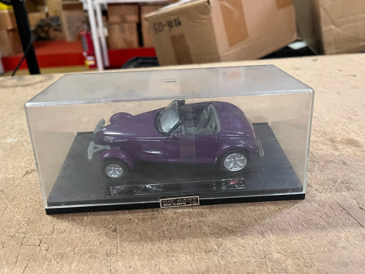 New Ray Plymouth Prowler 1:32 Scale Diecast Speedy Power w/case Purple