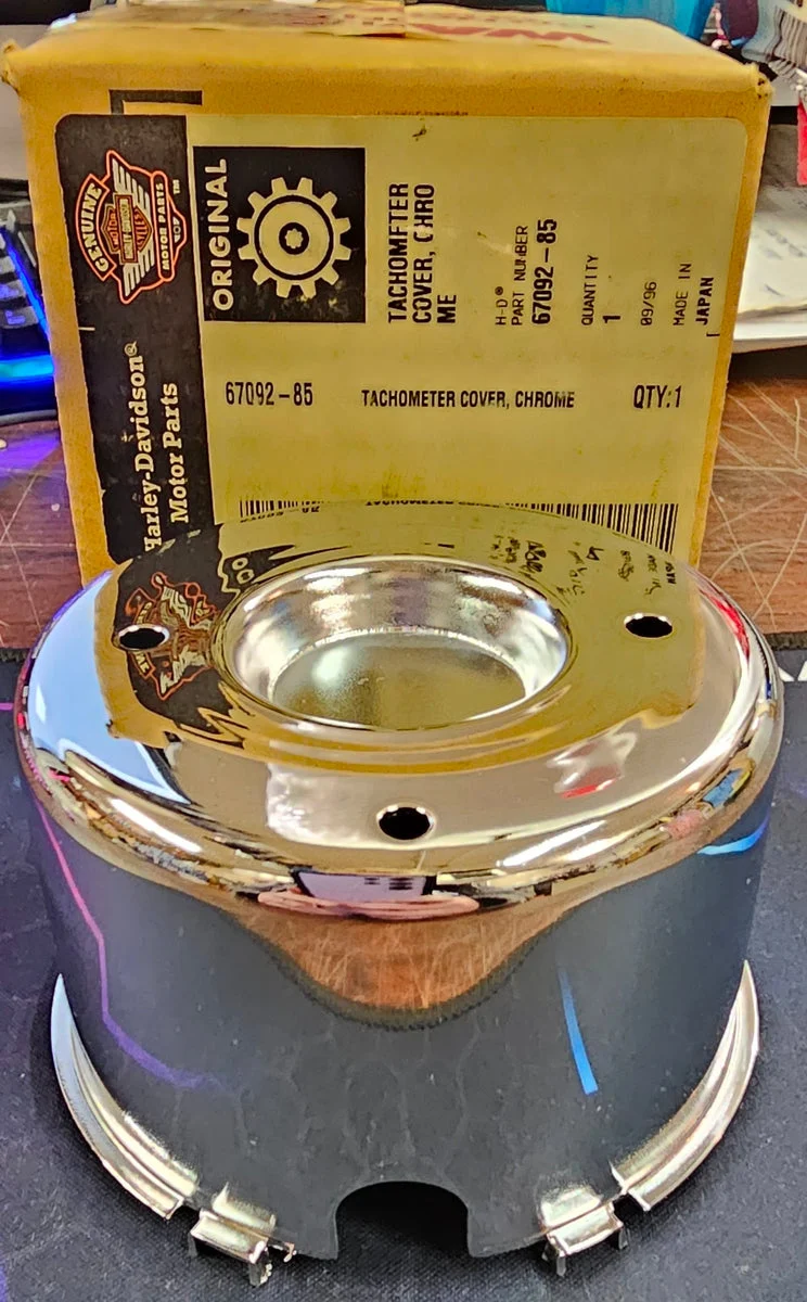 OEM Harley Davidson Chrome Tachometer Gauge Cover NOS FXD FXR Low Glide 67092-85