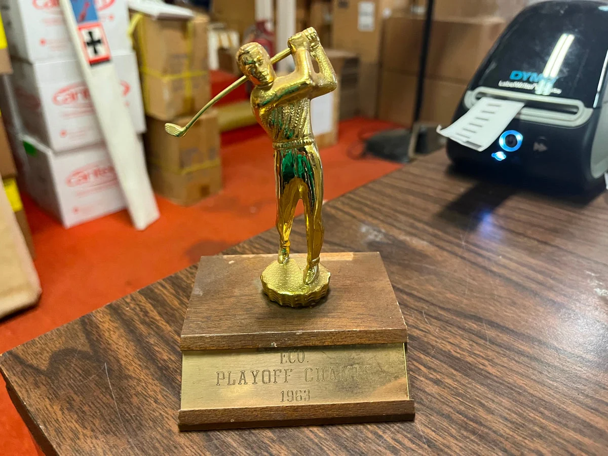 VTG 1963 ECO Playoff Champions Golfing Awards Trophy Solid Brass Wood Bottomed